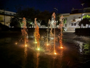 Dry deck and walk-through fountains in a public space in Seville, module by Urban Wet Lines