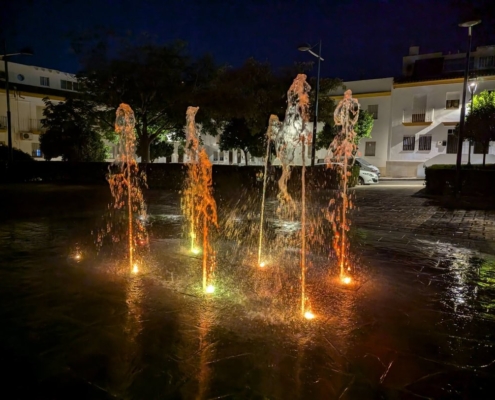 Dry deck and walk-through fountains in a public space in Seville, module by Urban Wet Lines